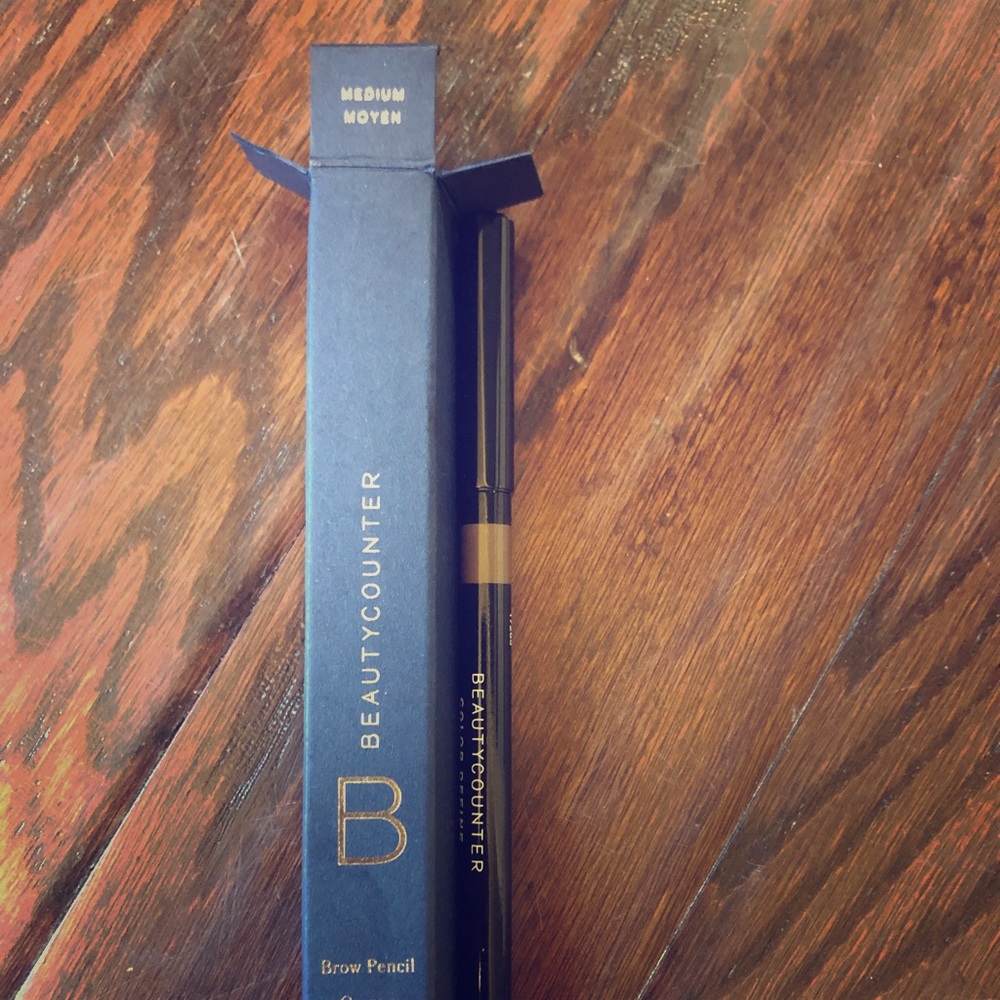 Beautycounter brow pencil - Medium
